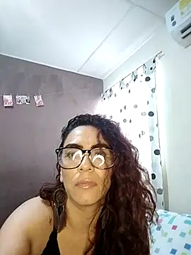 Snapshot of ROSALIAFILL chatting on October 30, 2025, 8:50 pm ROSALIAFILL online show from October 30, 2025, 8:50 pm