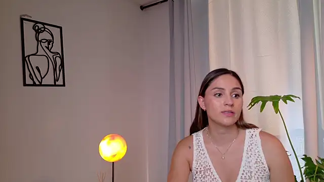 VictoriaNova  online show from July 14, 2026, 9:54 pm