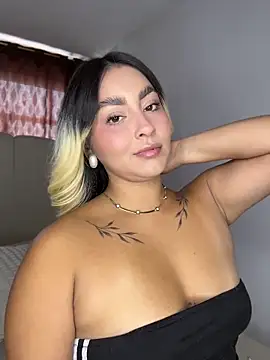 Elina Hills online show from June 17, 2026, 6:51 pm