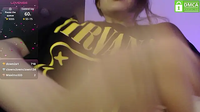 Snapshot of just_meko chatting on February 3, 2026, 3:26 am just meko online show from February 3, 2026, 3:26 am