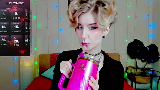 Snapshot of Angel_Julles chatting on November 13, 2025, 12:58 am Angel Julles online show from November 13, 2025, 12:58 am