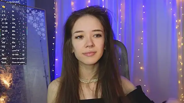 Snapshot of tinyanie chatting on December 19, 2025, 6:05 am tinyanie online show from December 19, 2025, 6:05 am