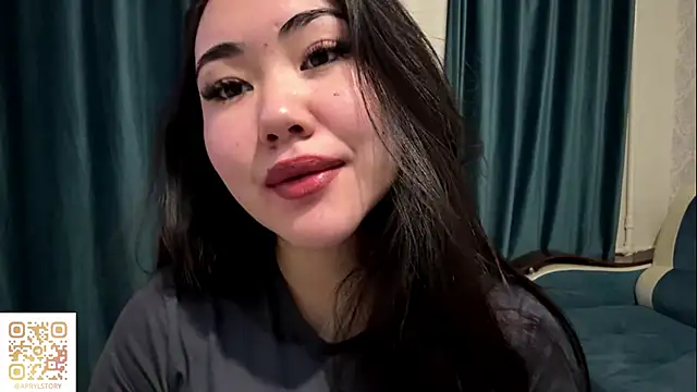 APRYLSUN online show from November 18, 2025, 12:08 pm