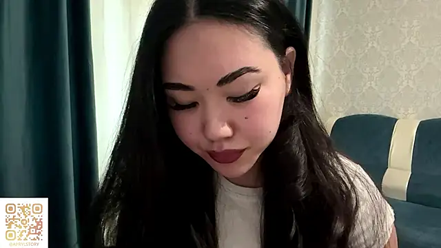 APRYLSUN online show from November 15, 2025, 11:03 am