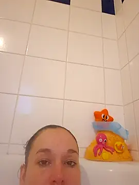 Girlysensuelle online show from November 28, 2025, 8:03 am