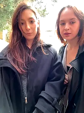 Snapshot of LilluKatten chatting on November 15, 2025, 7:45 am LilluKatten online show from November 15, 2025, 7:45 am