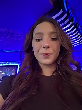 LilluKatten online show from February 17, 2026, 10:45 am