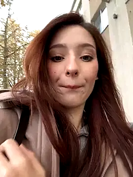 Snapshot of LilluKatten chatting on November 14, 2025, 9:57 am LilluKatten online show from November 14, 2025, 9:57 am