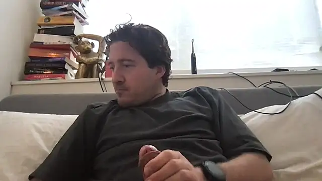 dutchpieter95 online show from March 25, 2026, 11:31 am