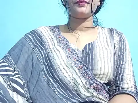 Nancy queen001 online show from January 7, 2026, 5:51 pm