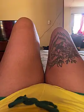 gatitaamelosa online show from March 24, 2026, 7:47 pm