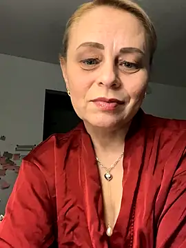 ToriLove777 online show from December 2, 2025, 3:52 am