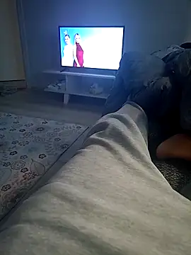 Snapshot of yasinesra757_ chatting on October 30, 2025, 2:14 pm yasinesra757  online show from October 30, 2025, 2:14 pm