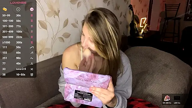 OrethaEredia online show from December 3, 2025, 5:34 pm