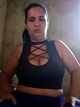 meliza87 online show from November 7, 2025, 8:57 pm