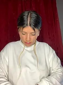 Snapshot of Crystall_15 chatting on January 10, 2026, 2:18 am Crystall 15 online show from January 10, 2026, 2:18 am