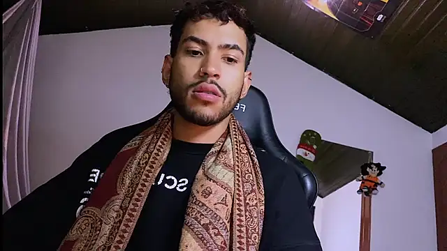 Snapshot of 3v1l chatting on December 21, 2025, 9:15 pm 3v1l online show from December 21, 2025, 9:15 pm