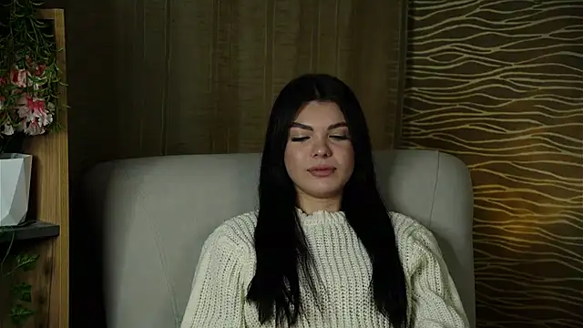 Snapshot of TarshaVrsery chatting on November 3, 2025, 12:09 pm TarshaVrsery online show from November 3, 2025, 12:09 pm