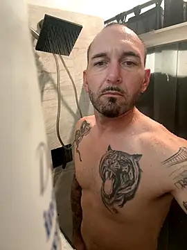 RobsBigD online show from November 30, 2025, 6:52 pm