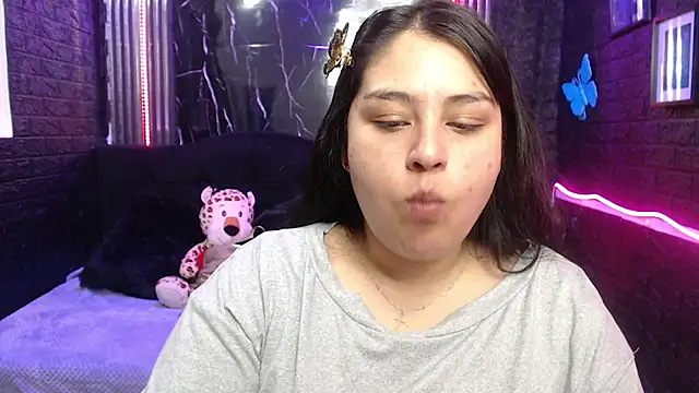 Snapshot of lehia_285 chatting on May 8, 2026, 1:04 pm lehia 285 online show from May 8, 2026, 1:04 pm