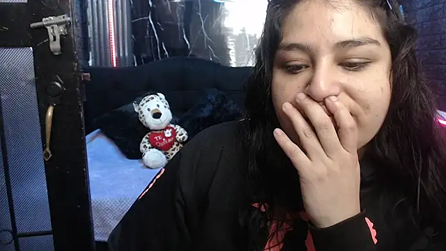 Snapshot of lehia_285 chatting on June 1, 2026, 1:11 pm lehia 285 online show from June 1, 2026, 1:11 pm