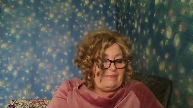 Snapshot of Milaniya606 chatting on November 4, 2025, 8:07 am Milaniya606 online show from November 4, 2025, 8:07 am