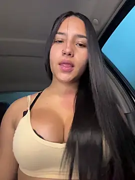 Samantha firee online show from April 17, 2026, 11:13 am