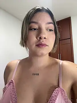 Snapshot of Eve_Miiller chatting on March 30, 2026, 4:03 am Eve Miiller online show from March 30, 2026, 4:03 am