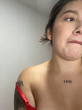 Snapshot of Eve_Miiller chatting on March 31, 2026, 4:25 am Eve Miiller online show from March 31, 2026, 4:25 am