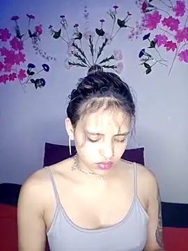 BellaChiquis  online show from November 26, 2025, 7:08 am