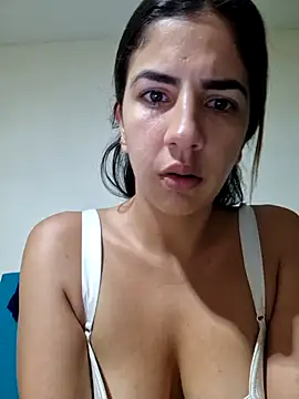 Monitaxlove online show from November 20, 2025, 8:42 pm