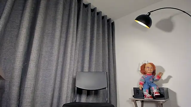 Snapshot of lianewhite chatting on November 21, 2025, 11:48 pm lianewhite online show from November 21, 2025, 11:48 pm