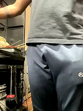 Snapshot of Dylams_maja chatting on November 16, 2025, 11:30 pm Dylams maja online show from November 16, 2025, 11:30 pm