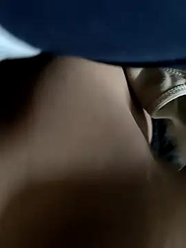 Snapshot of TELUGUPILLA143 chatting on December 5, 2025, 6:28 pm TELUGUPILLA143 online show from December 5, 2025, 6:28 pm