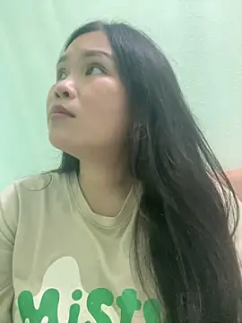 Blue-nice123 online show from November 5, 2025, 1:36 pm