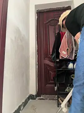 daaqnn online show from April 14, 2026, 1:10 am