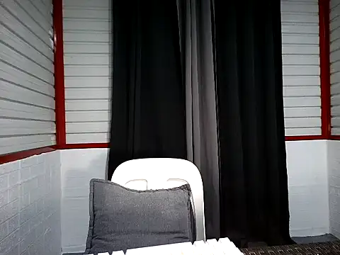 xwildflowerx online show from January 11, 2026, 12:34 pm