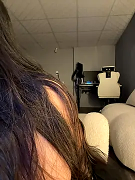 Snapshot of Jenny18hot chatting on November 18, 2025, 4:32 pm Jenny18hot online show from November 18, 2025, 4:32 pm