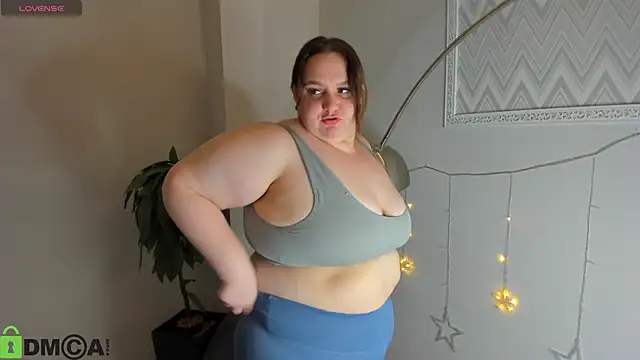 bbwsexis online show from December 14, 2025, 9:26 am