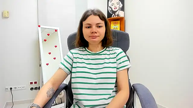 Snapshot of Stella-Maers chatting on February 2, 2026, 8:35 am Stella-Maers online show from February 2, 2026, 8:35 am