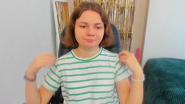 Stella-Maers online show from November 26, 2025, 8:25 am