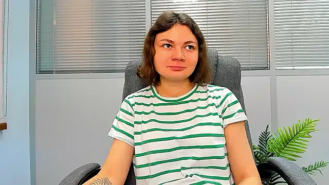 Snapshot of Stella-Maers chatting on January 6, 2026, 8:18 am Stella-Maers online show from January 6, 2026, 8:18 am