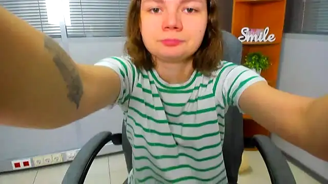 Snapshot of Stella-Maers chatting on February 4, 2026, 7:58 am Stella-Maers online show from February 4, 2026, 7:58 am