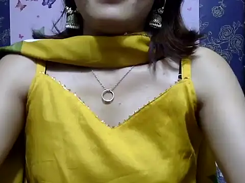 Snapshot of maira_33 chatting on February 21, 2026, 9:44 am maira 33 online show from February 21, 2026, 9:44 am