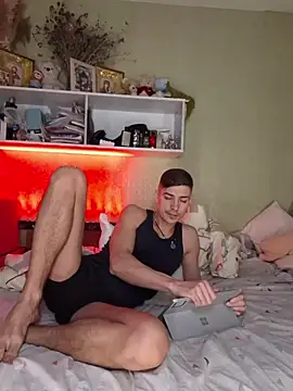 Snapshot of SoftVoltage chatting on February 18, 2026, 8:33 am SoftVoltage online show from February 18, 2026, 8:33 am