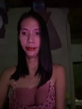 bellaUtops online show from March 15, 2026, 3:19 pm