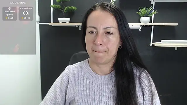 Lauryn Jones online show from June 4, 2026, 7:18 pm