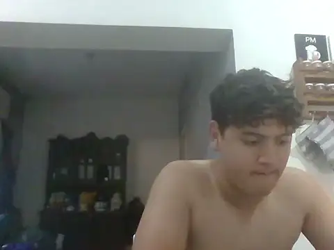 Myboy0020 online show from February 17, 2026, 8:39 pm