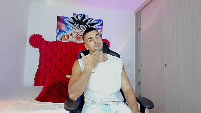 axelwinters   online show from November 13, 2025, 10:24 pm