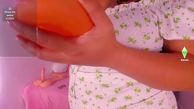 Snapshot of alanaa_gomezz chatting on January 12, 2026, 8:04 pm alanaa gomezz online show from January 12, 2026, 8:04 pm